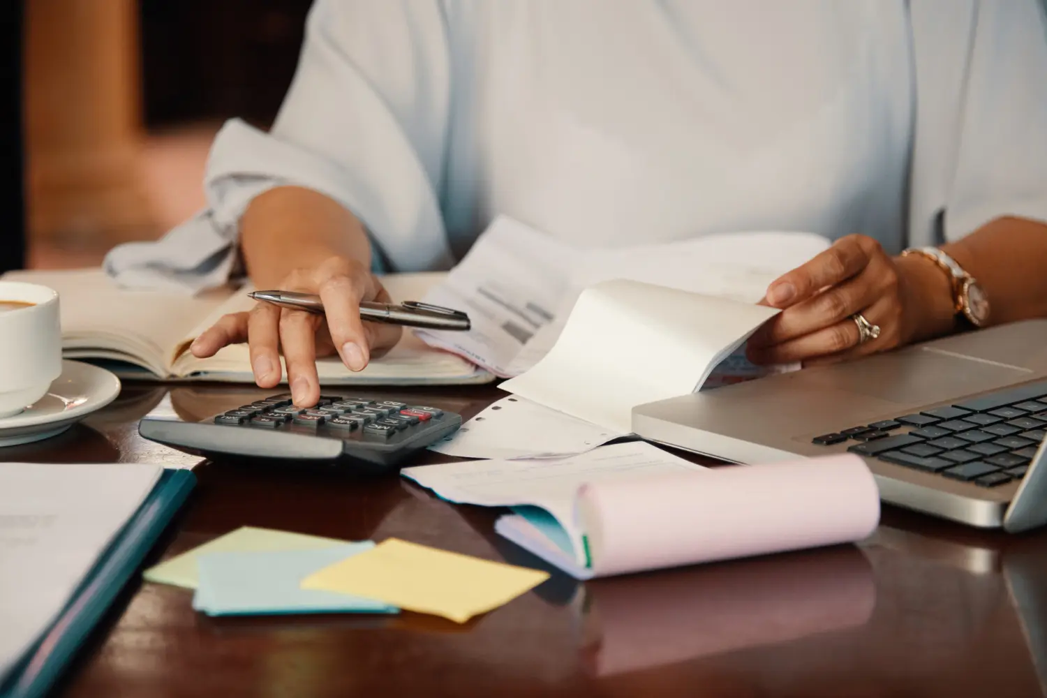 Dicas simples e eficazes de como sair do endividamento