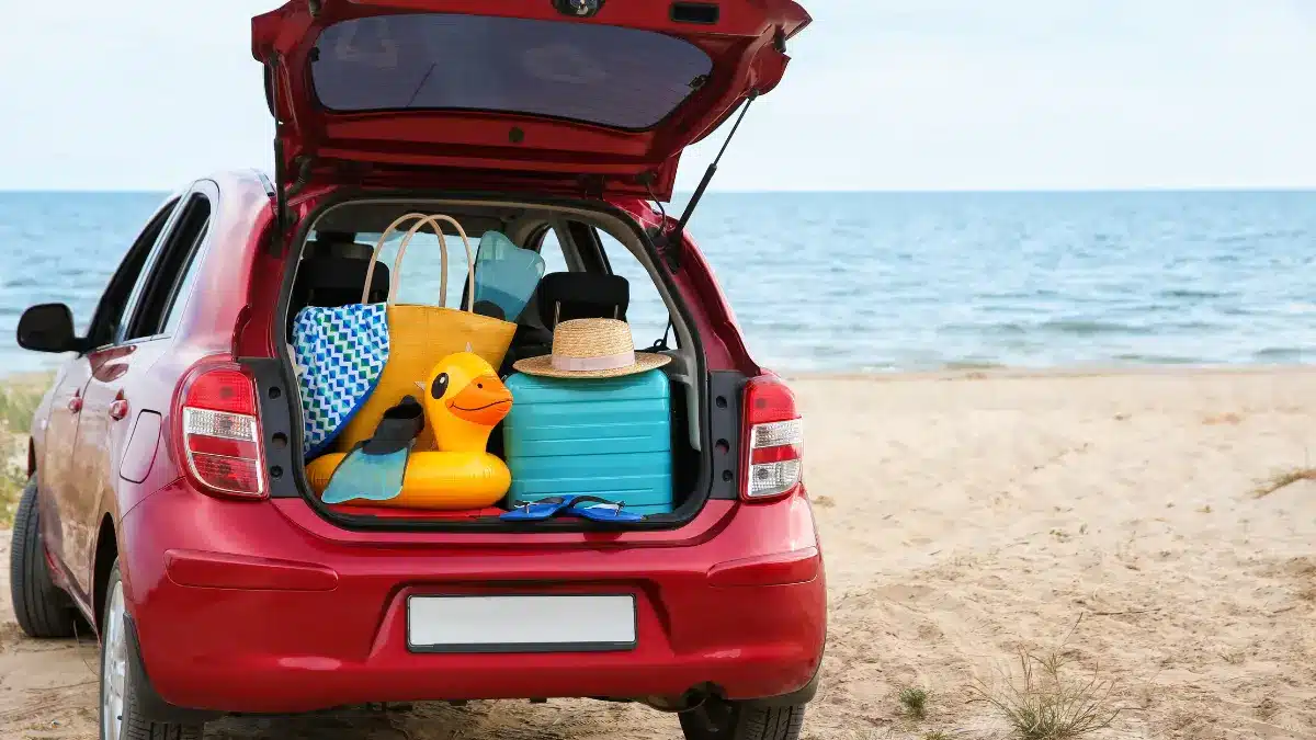 O que levar para uma viagem para a praia