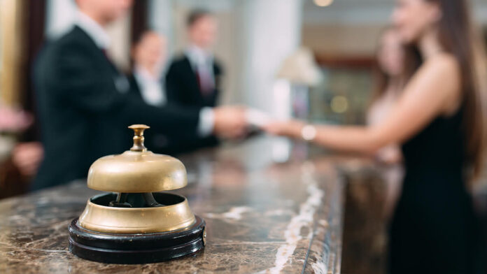 8 dicas e truques inteligentes de gerenciamento de hotéis que impulsionarão seus negócios