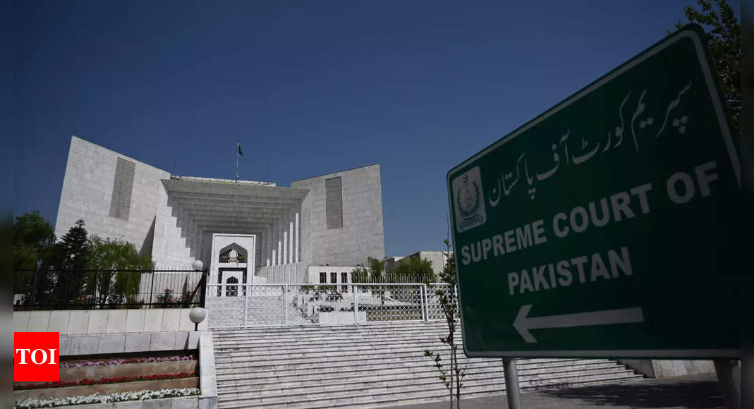 Status quo do Paquistão, o suspense se estende para outro dia, enquanto o tribunal superior debate a dissolução do NA