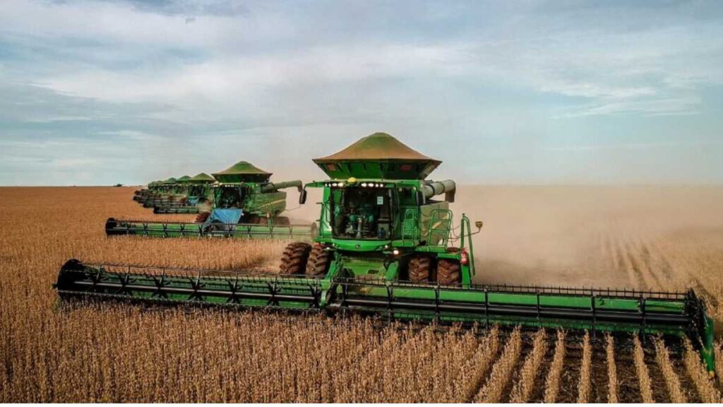 Goiânia e o agronegócio: uma relação de sucesso Goiânia e o agronegócio: uma relação de sucesso