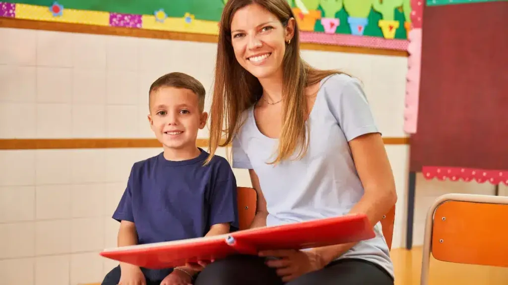 Pedagogia EAD: Desbravando Novos Horizontes na Formação de Educadores Pedagogia EAD