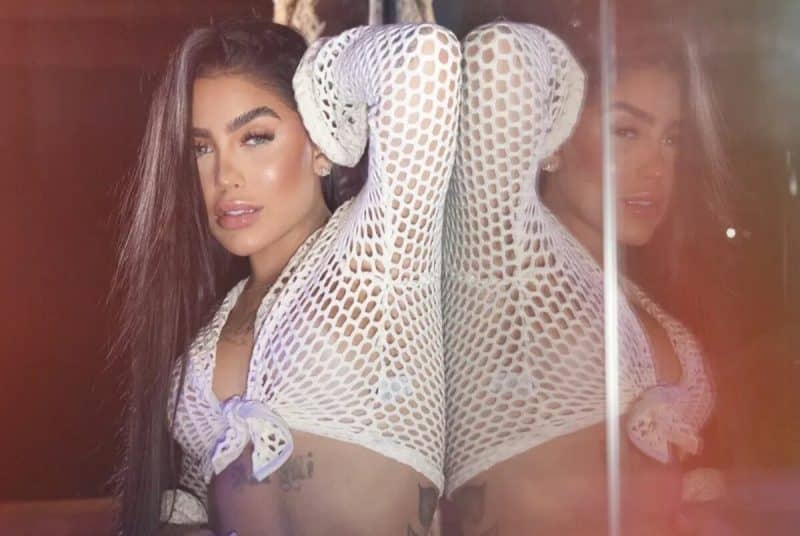 MC Mirella comenta sobre um detalhe do vídeo íntimo que vazou: ‘os próximos terão’ MC Mirella comenta sobre um detalhe do vídeo íntimo que vazou: 'os próximos terão'