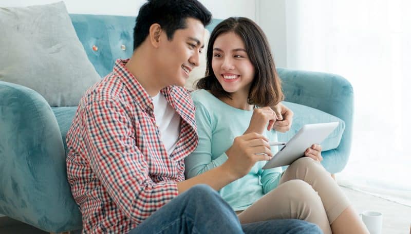 O corpo se expressa! 7 indicações de que alguém está atraído sexualmente por você O corpo se expressa! 7 indicações de que alguém está atraído sexualmente por você