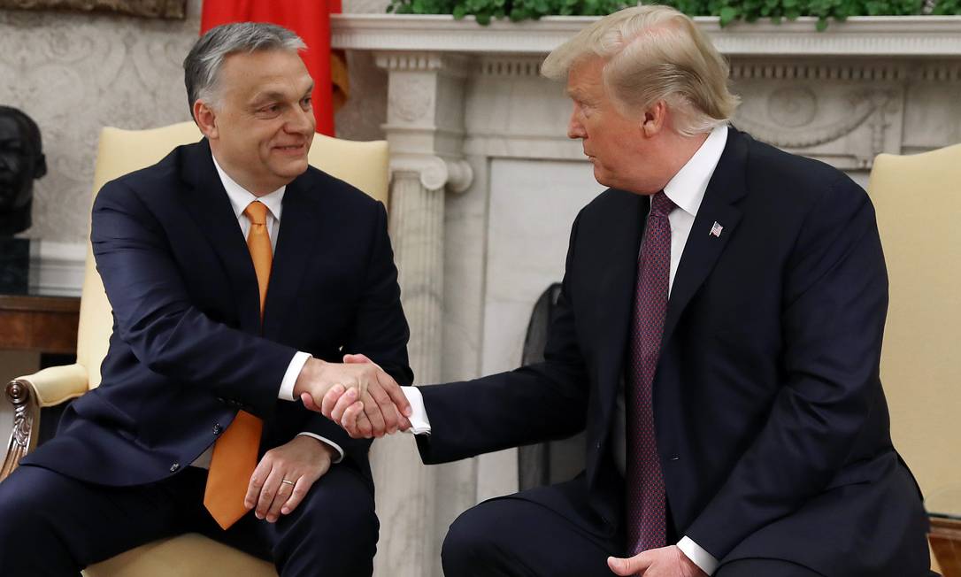 UE celebra: Hungria derrota Orbán e escolhe Europa