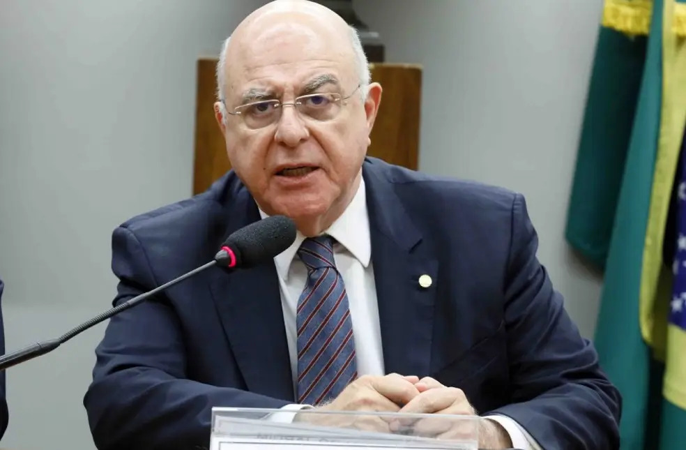 Minerais críticos: relator retira anuência prévia do Conselho