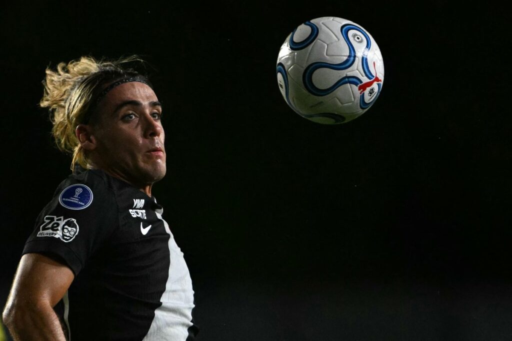 Vasco sofre 3 a 0 em casa e torcida protesta contra Renato Gaúcho