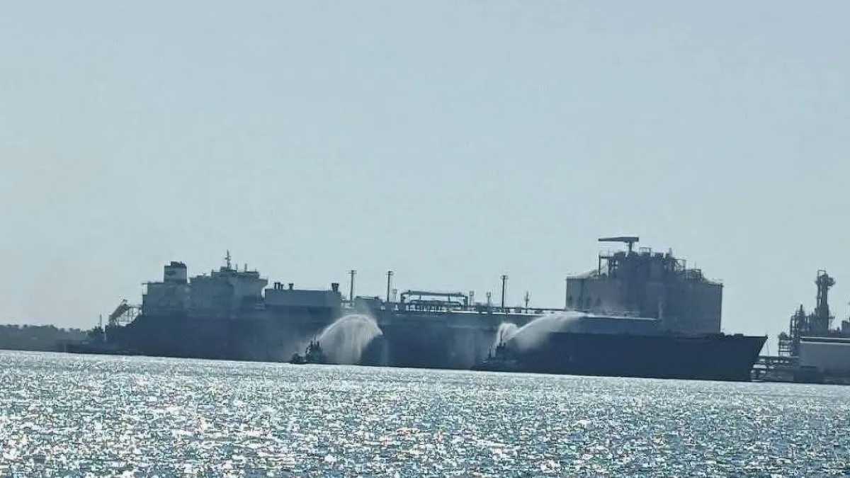 Drones atingem navio dos EUA em terminal de gás no Egito
