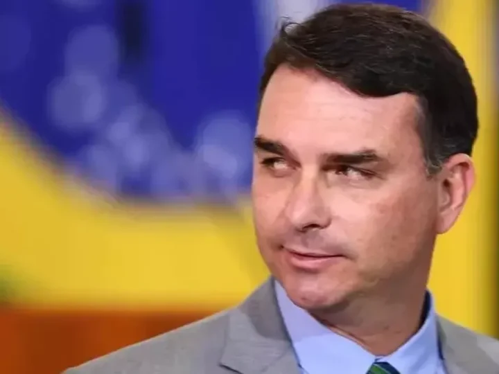 Acusador de vice de Flávio muda versão e nega armação