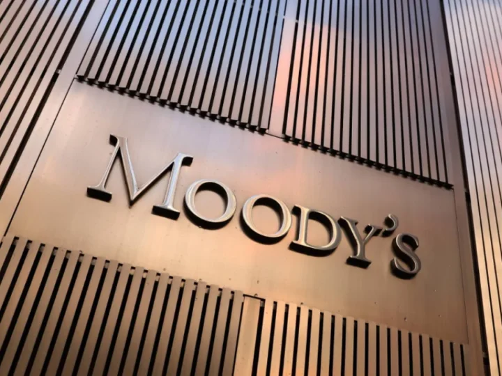Moody’s: gastos rígidos e polarização travam ajuste fiscal na AL